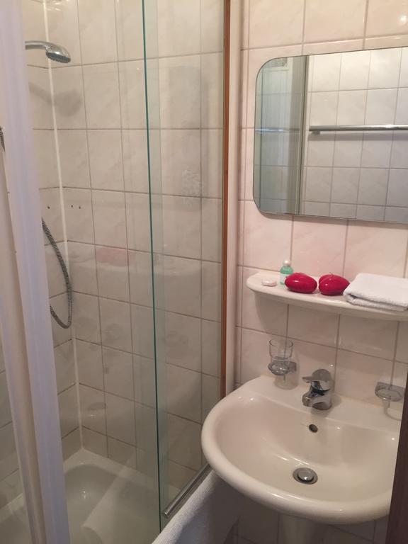 Motels21 Sersheim Phòng bức ảnh