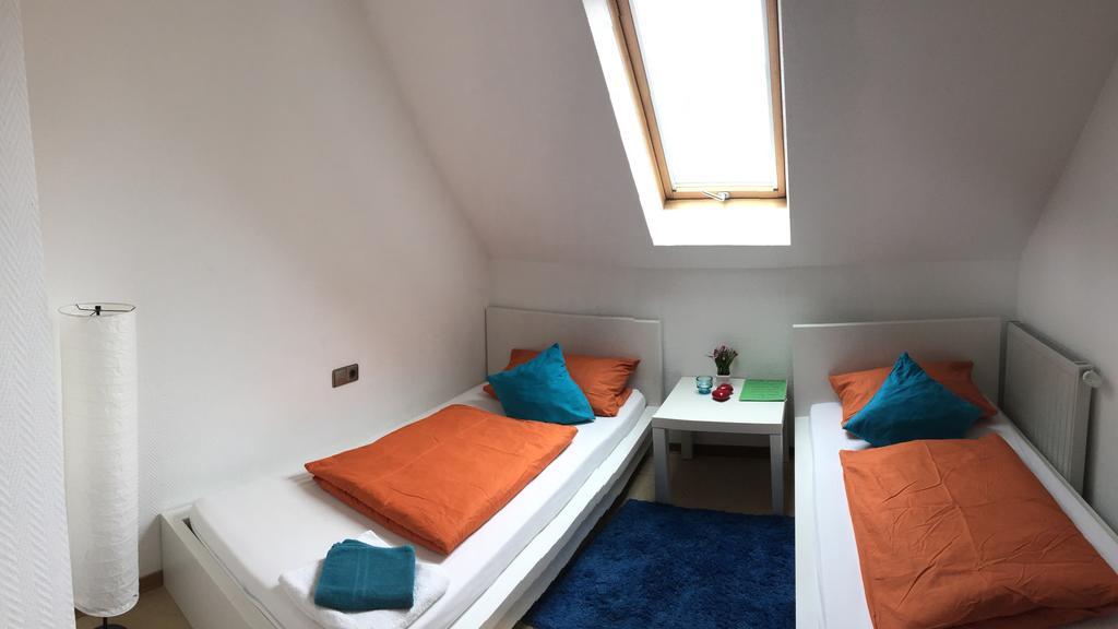 Motels21 Sersheim Phòng bức ảnh