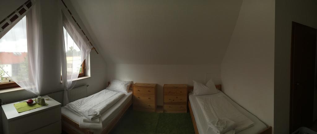 Motels21 Sersheim Phòng bức ảnh